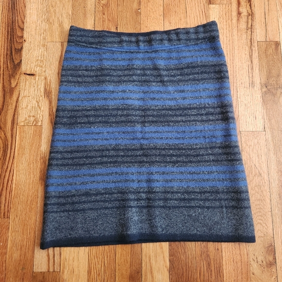 Toad&Co Heartfelt sweater skirt Sz S - Picture 2 of 5